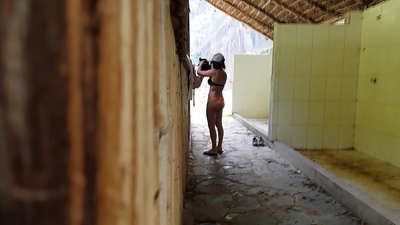 kyamarar leken asiri akan abokin aikin jami'ar Spain